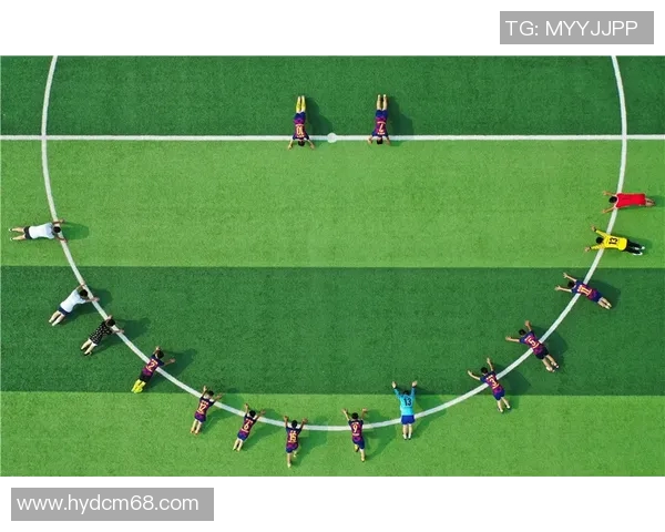 手绘足球明星集合图展现绿茵场上的传奇人物与精彩瞬间 手绘足球明星集合图展现绿茵场上的传奇人物与精彩瞬间