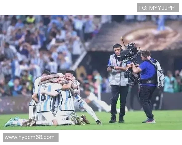 感人至深的外国足球明星视频展现无私奉献与人性光辉 感人至深的外国足球明星视频展现无私奉献与人性光辉